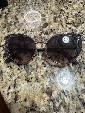 NEW Swarovski Women's Cat-Eye Sunglasses with Crystal & Glitter